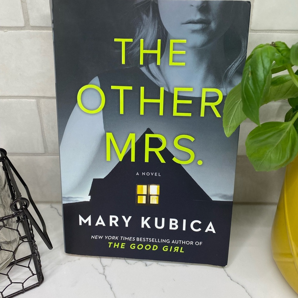 🌸3/$10🌸The Other Mrs. by Mary Kubica